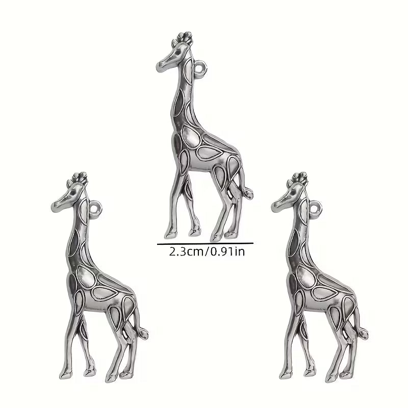 GIRAFFE CHARM