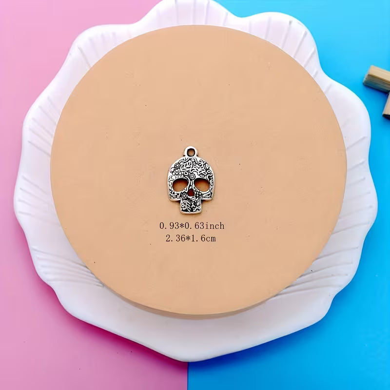 SKULL CHARM