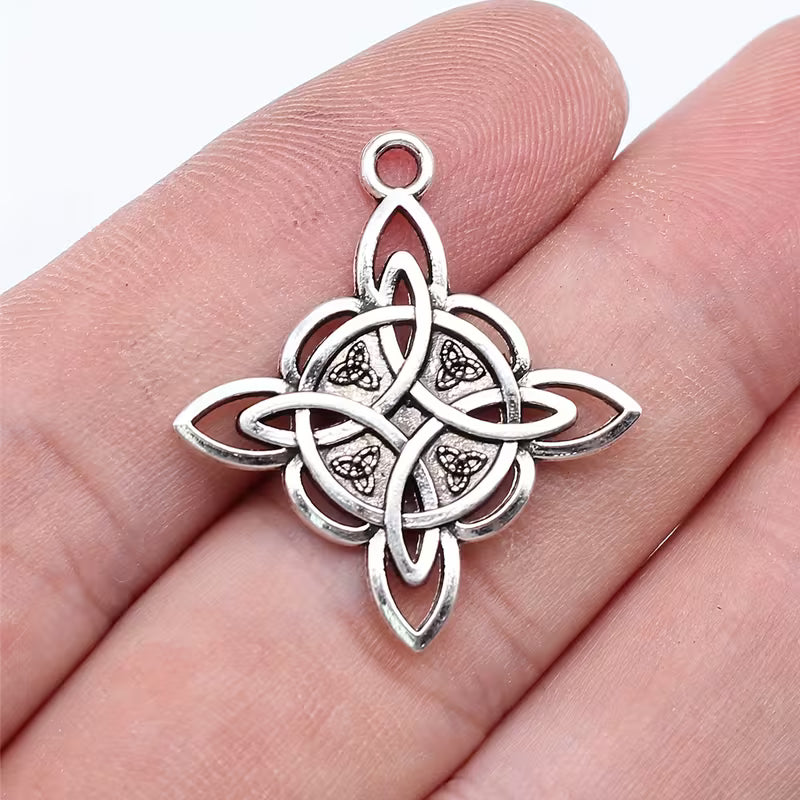 CELTIC KNOT CHARM