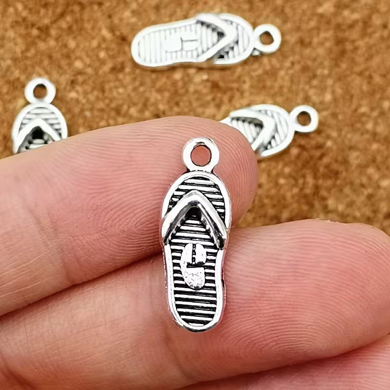 FLIP FLOP CHARM