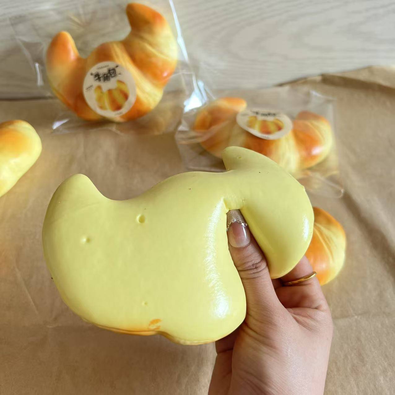 croissant Squishy