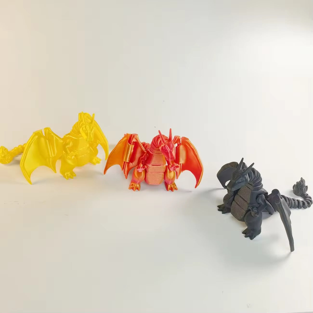 Super Flexy Articulated Charizard Winged Dragon 18.5cm Candy