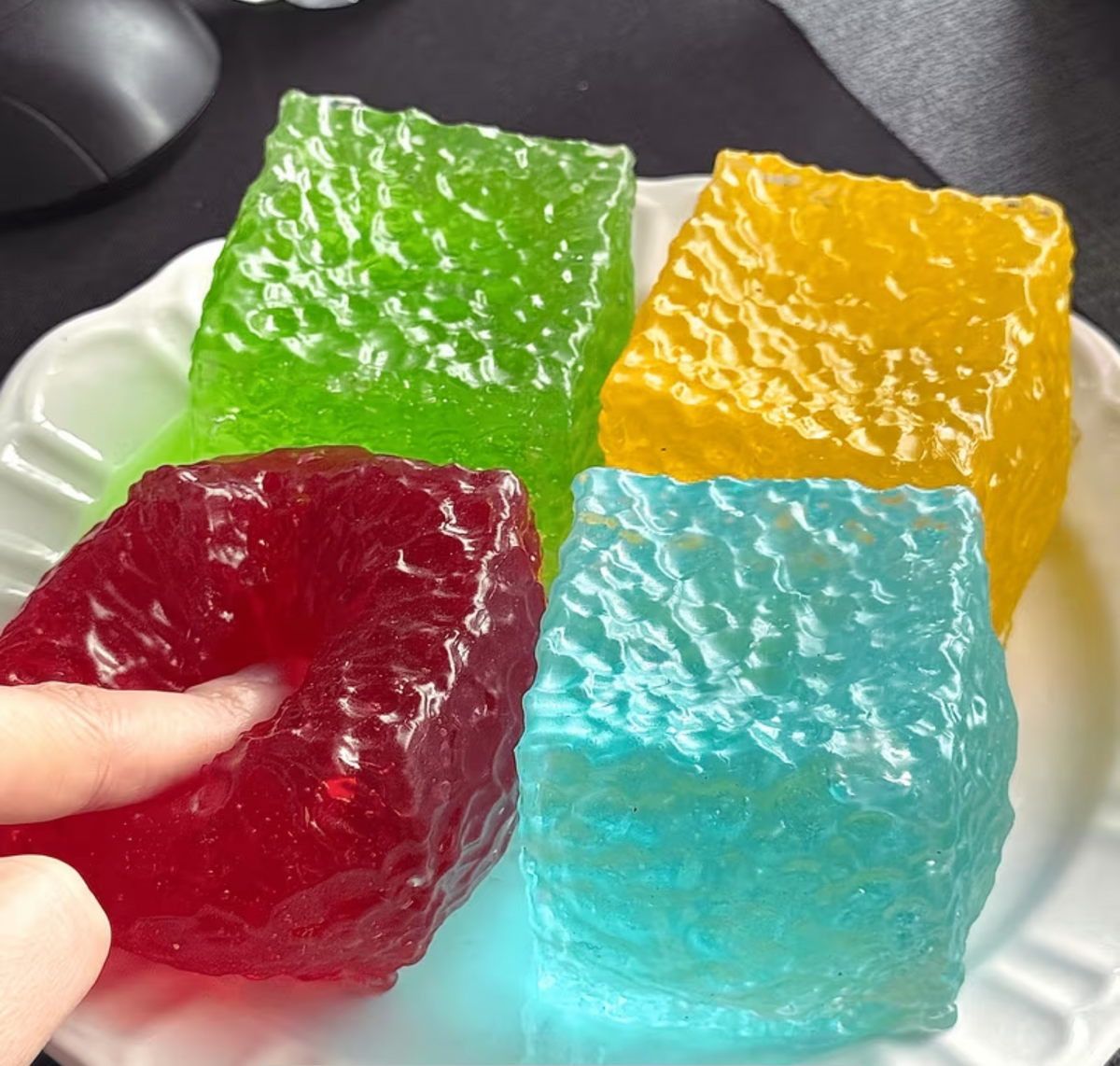 Textured Maltose Cube Squishy