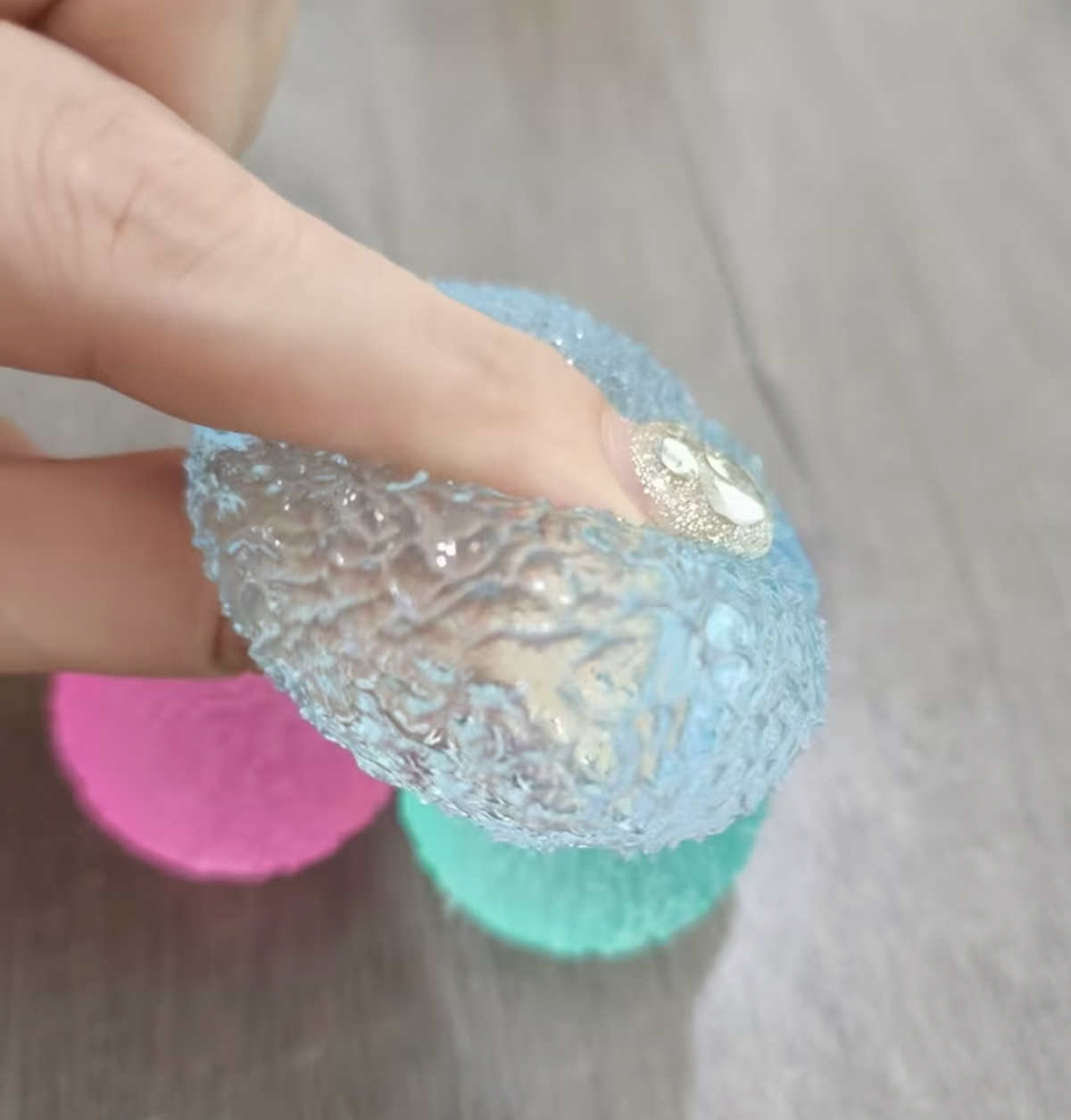 Textured maltose balls