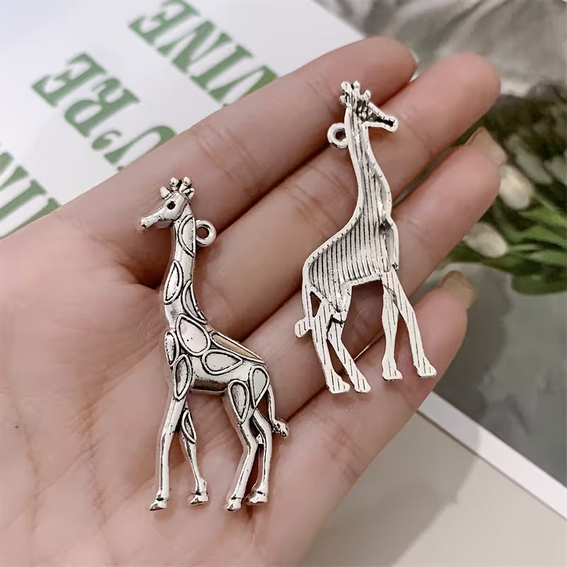 GIRAFFE CHARM