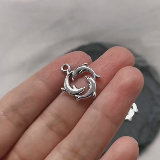 TRIPLE DOLPHIN CHARM